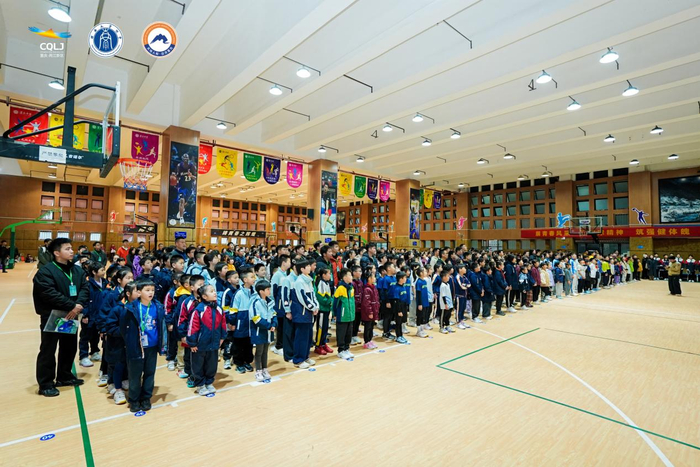 kaiyun-两江新区2026年中小学生羽毛球比赛在两江西大附中星辰学校开赛|杨莉|西南大学|江西省|重庆市|体育_新浪体育_新浪新闻