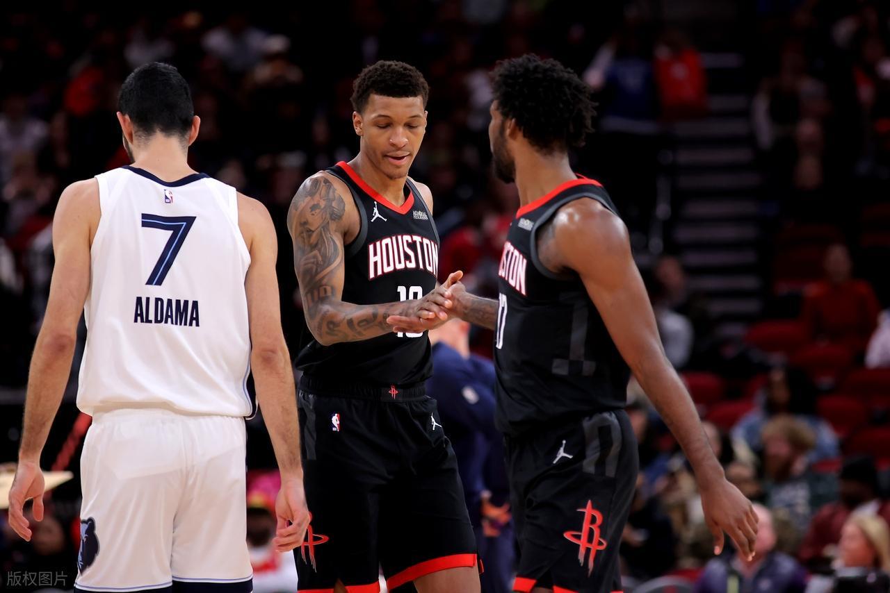 狂轰33+8+2!杜兰特三分杀死比赛!申京追平大梦,阿门生涯新高!